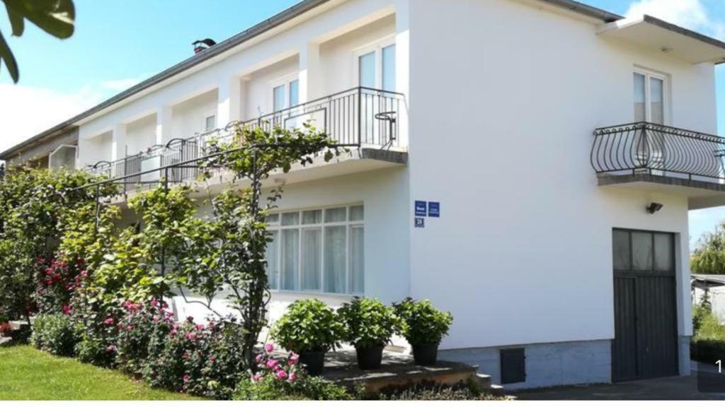 Studio Bianca - Studio With Terrace Near The Sea Sukošan Zewnętrze zdjęcie